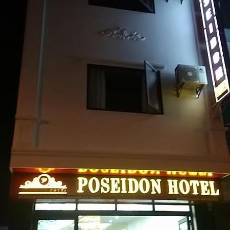 Poseidon Hotel Ha Long Esterno foto